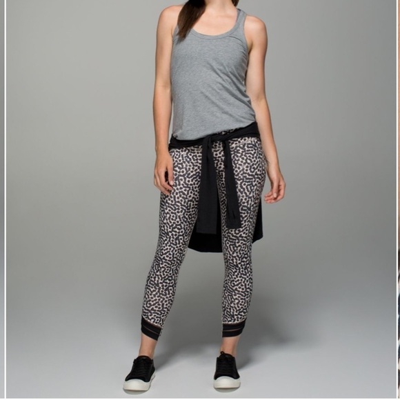 lululemon athletica Pants - Lululemon High Times Pant Wrap Mesh In Ace Spot Grain Black / Black Size 8